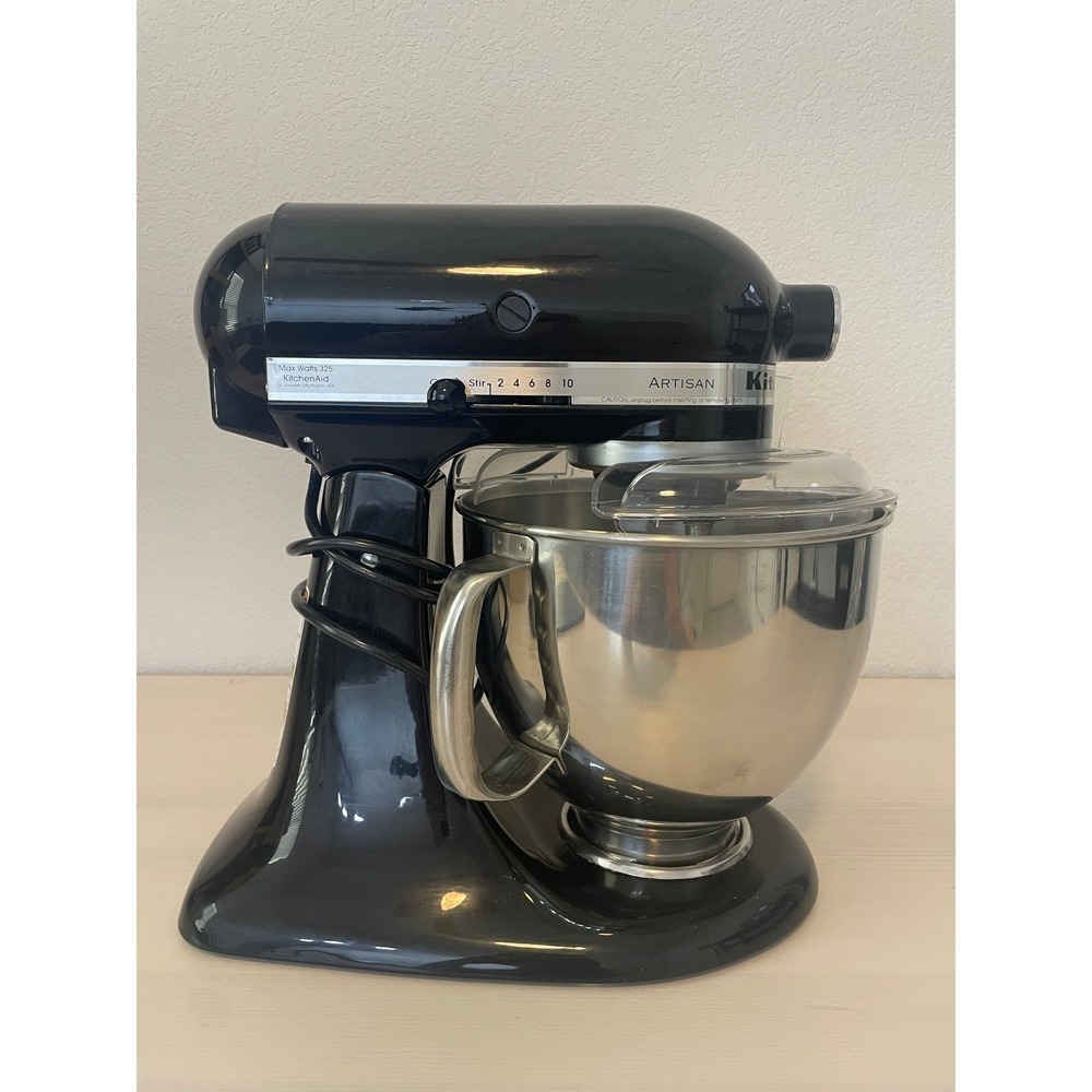 KitchenAid Artisan Tilt-Head Stand Mixer 5 Quart Onyx Black 325W KSM150PSOB